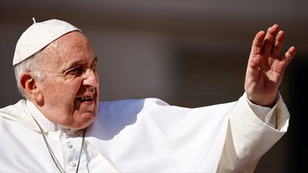 Pope Francis wants all religions together